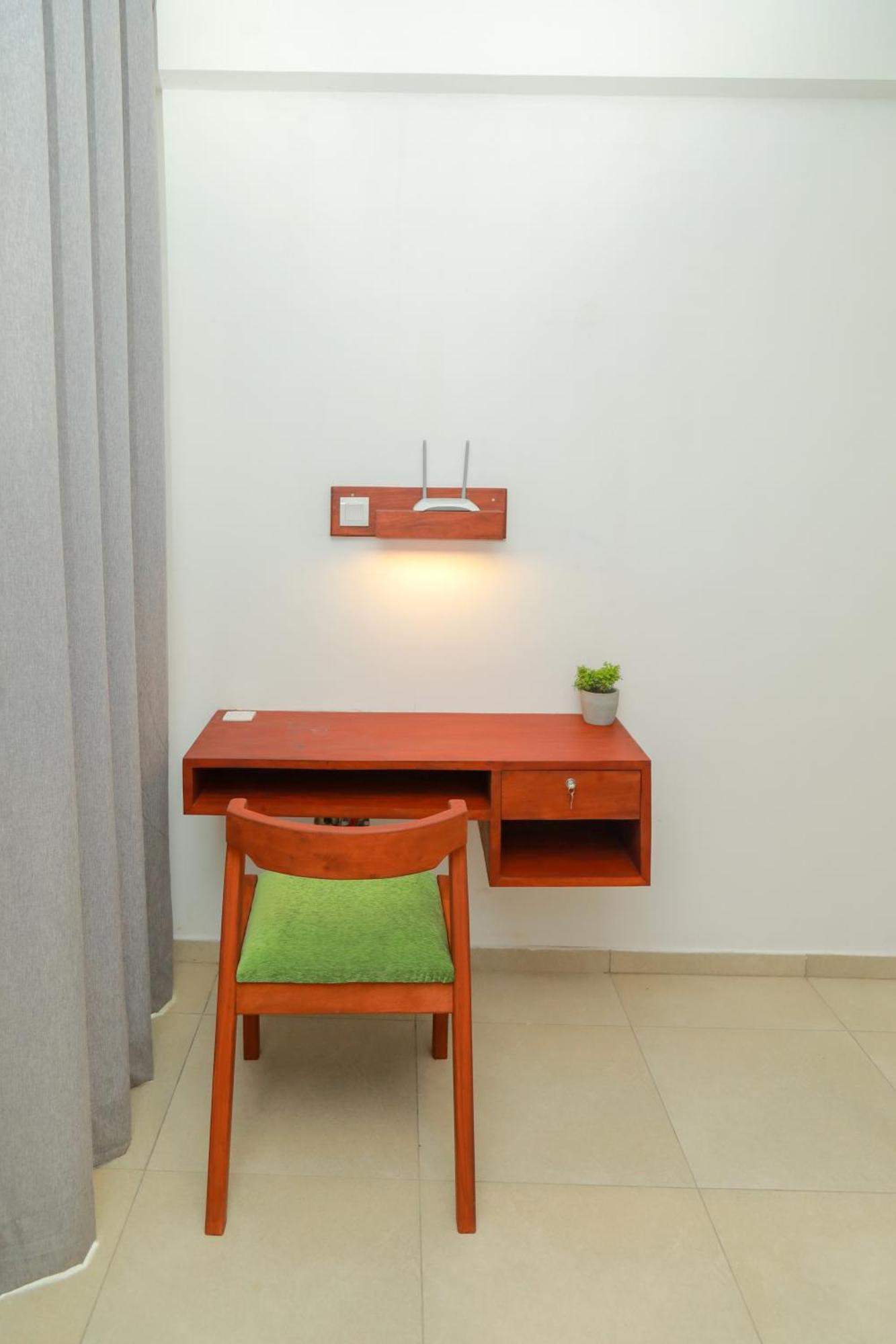 Traveller'S Hotel Hikkaduwa Ngoại thất bức ảnh