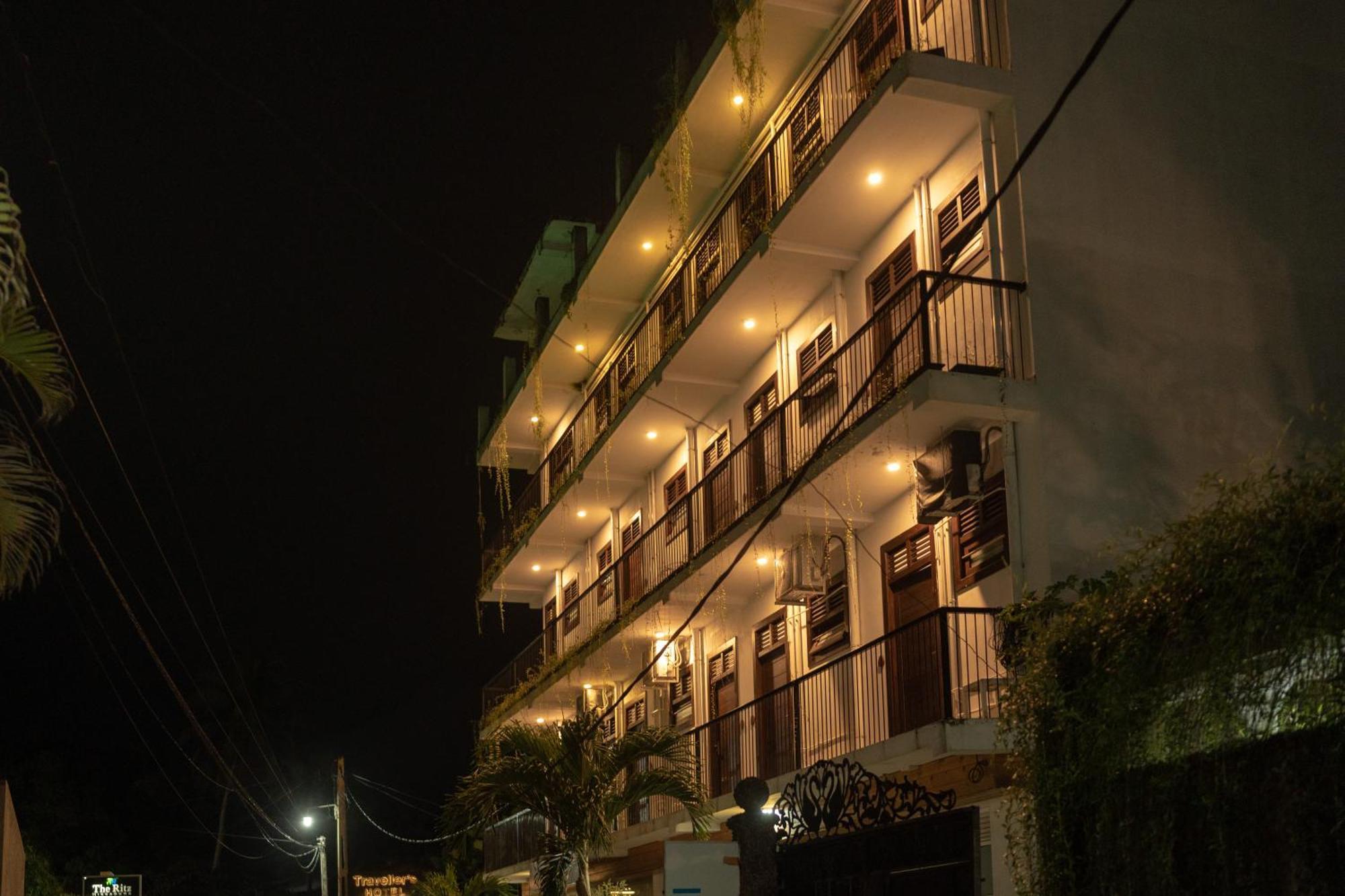 Traveller'S Hotel Hikkaduwa Ngoại thất bức ảnh